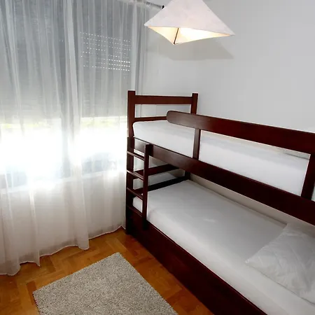 Feniks 57 Apartment